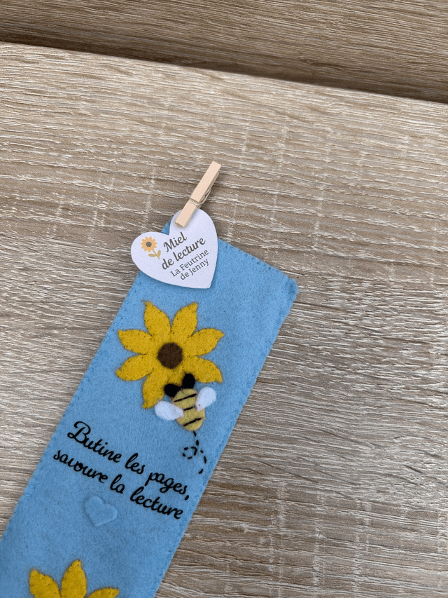Miel de lecture - marque-page en feutrine