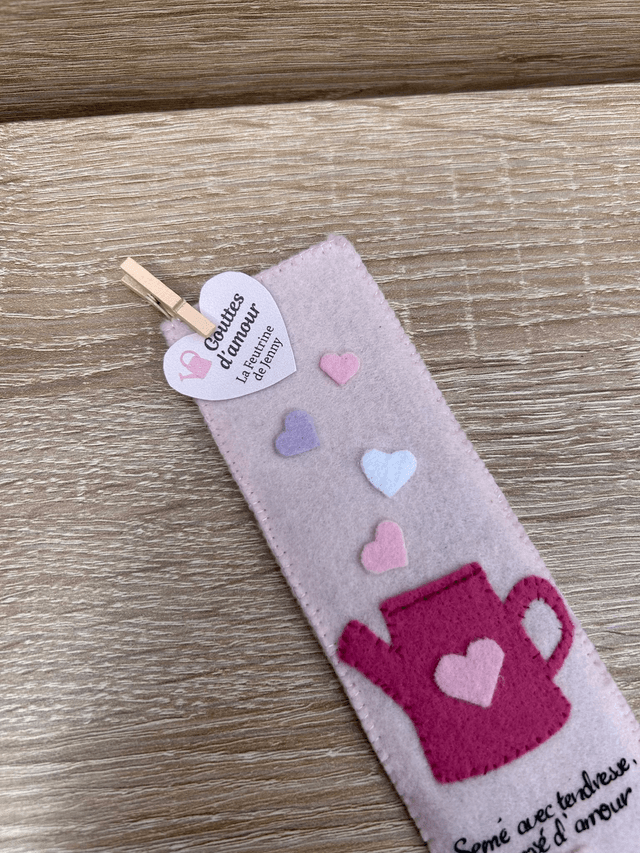 goutte d'amour - marque-page en feutrine