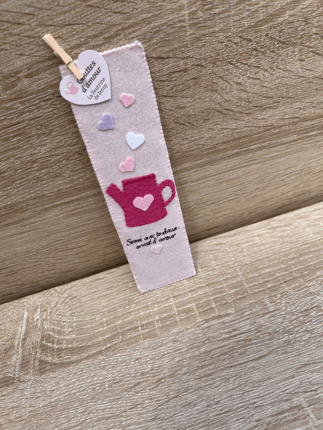goutte d'amour - marque-page en feutrine