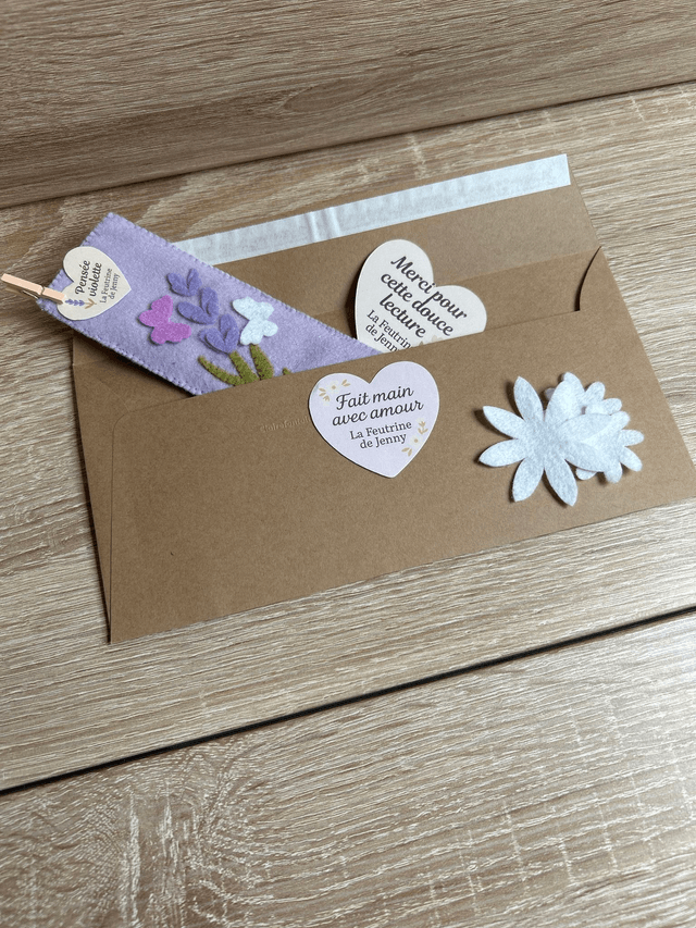 Pensée violette - marque-page en feutrine 