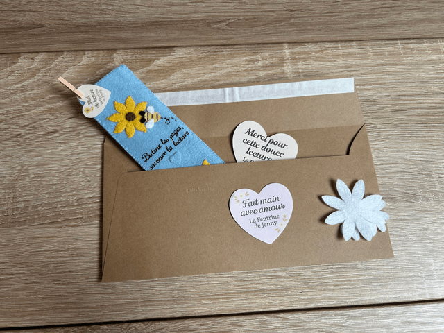 Miel de lecture - marque-page en feutrine